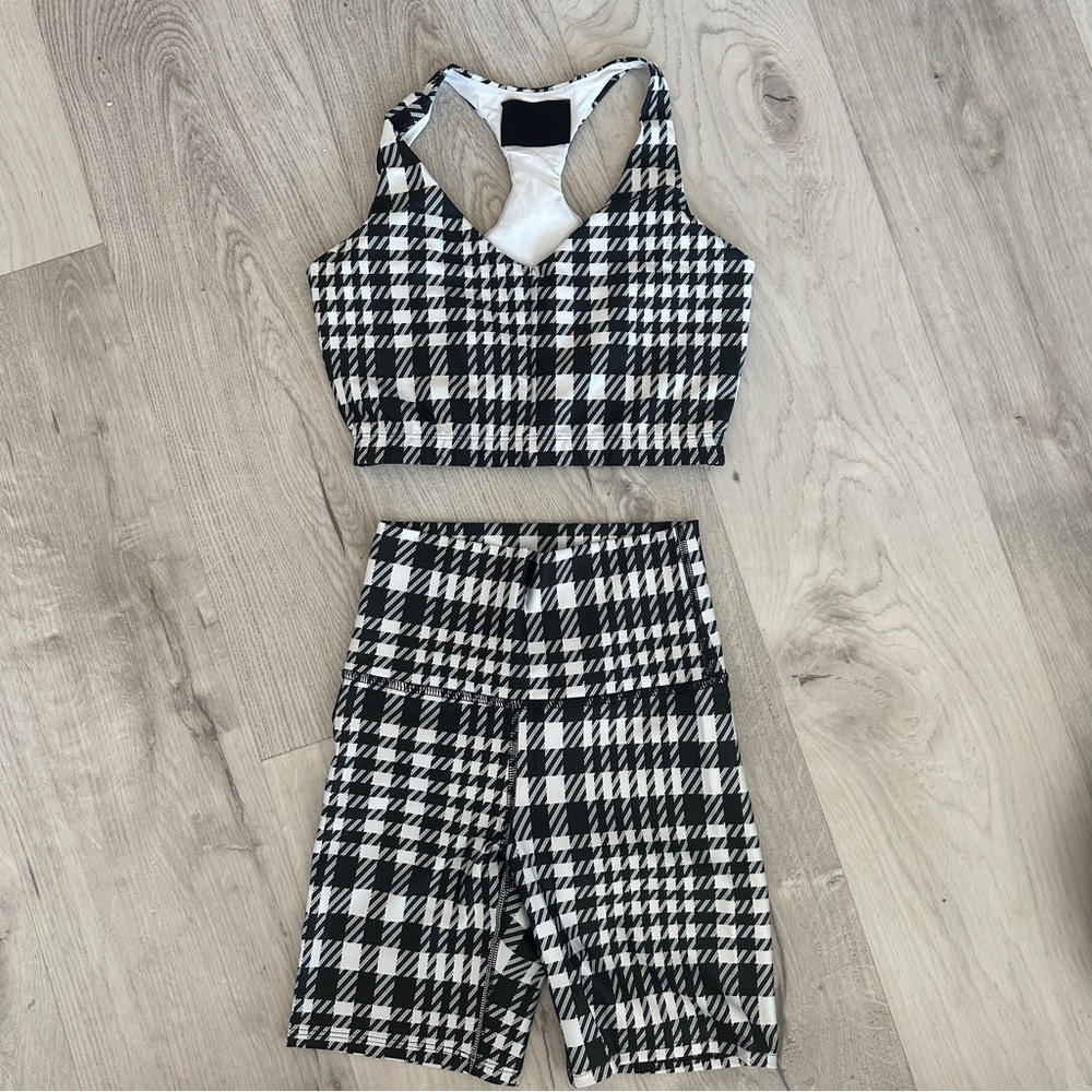 NWOT Ona Workout Set